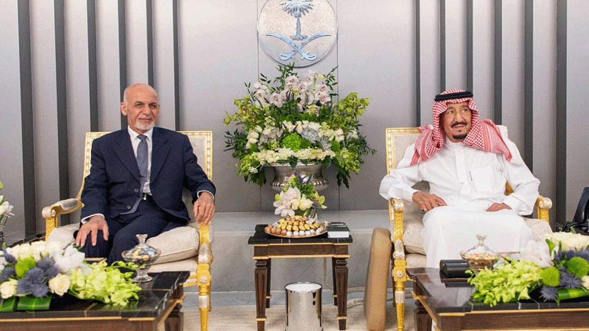 الملك سلمان يبحث مع الرئيس الأفغاني تطورات الأوضاع في بلاده