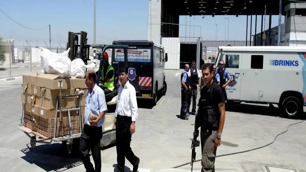 فتح تتهم حماس بتسهيل إنشاء "قاعدة أمريكية" قرب حدود غزة‎