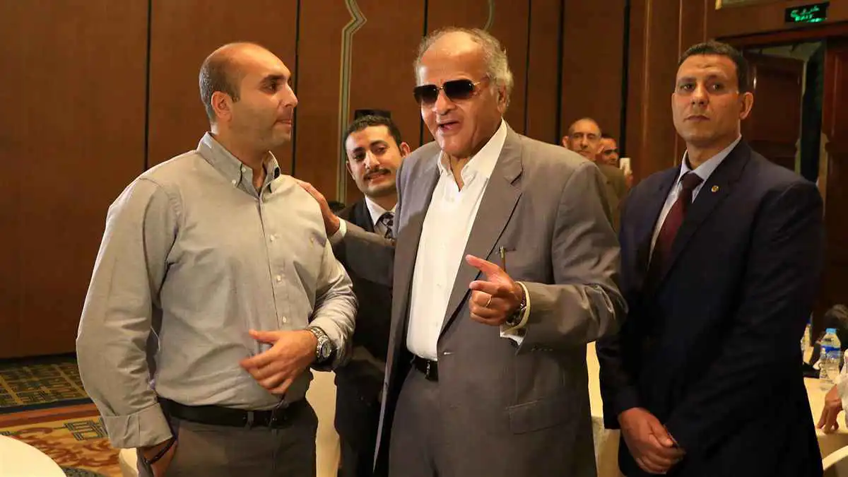 "أيام قليلة جدًا".. ممدوح عباس يزف بشرى سارة لنادي الزمالك