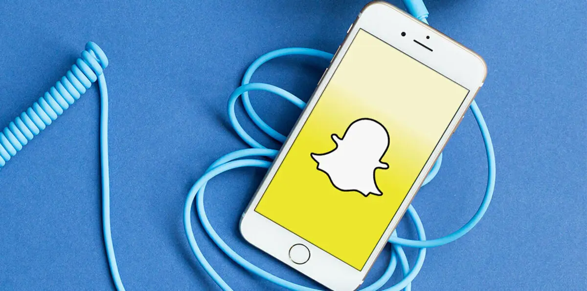 "سناب شات" تقتبس ميزة قديمة من "انستغرام" (فيديو)