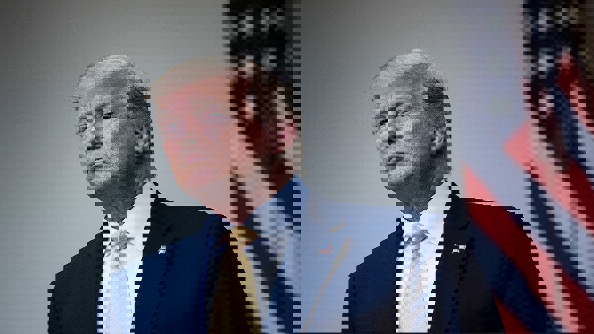 تراشق حاد بالألفاظ بين ترامب ونائب ديمقراطي من أصل أفريقي