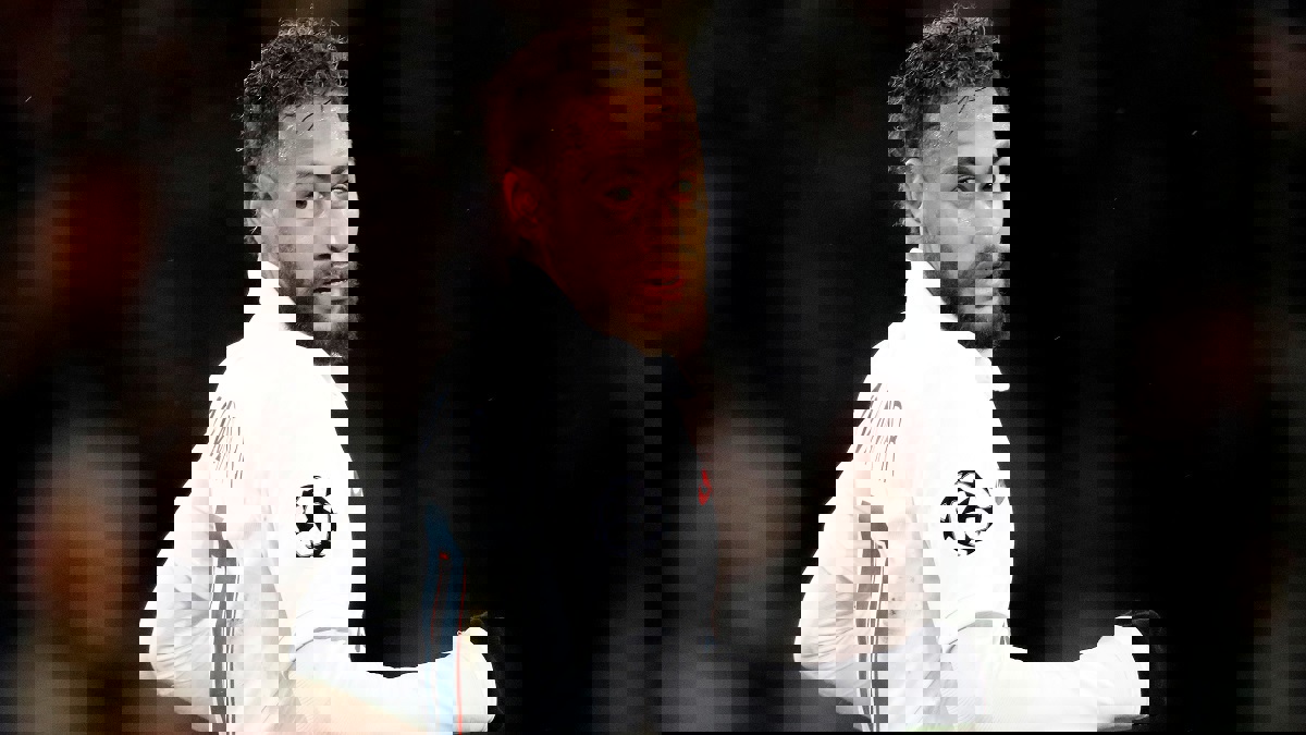 حقيقة رحيل غريزمان عن برشلونة حال وصول نيمار