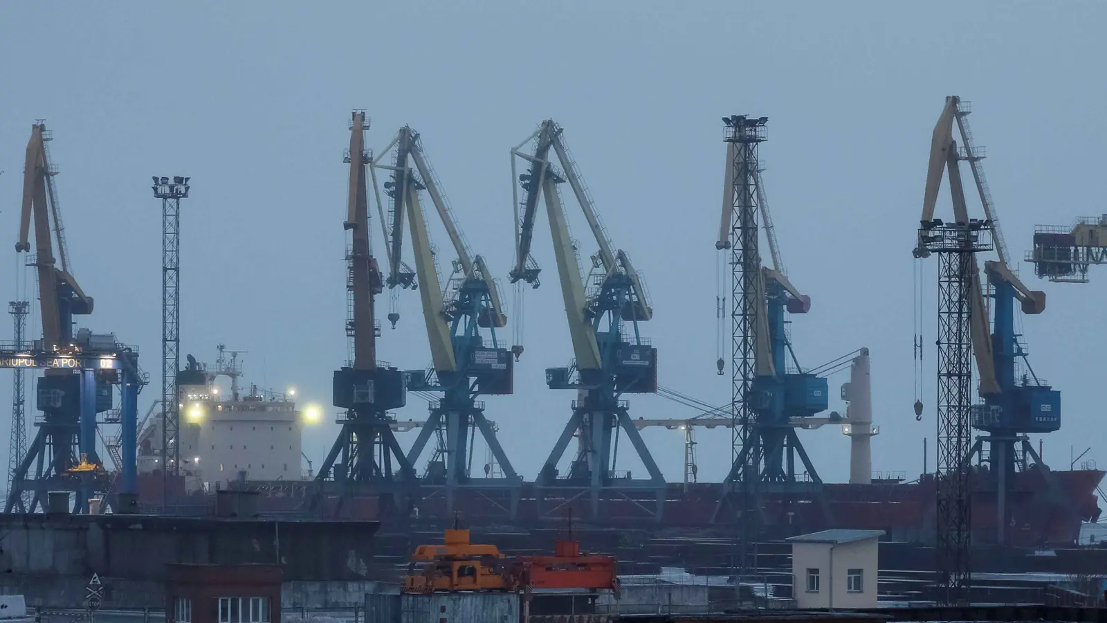 "سنواجهه بحزم".. موسكو تحتج على التعاون بين بريطانيا وأوكرانيا في بحر آزوف