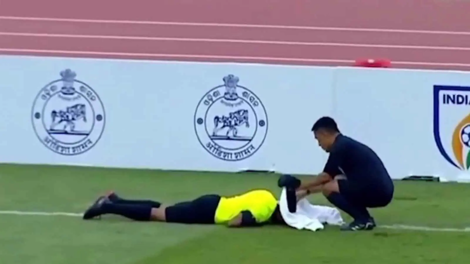 لقطة من المباراة