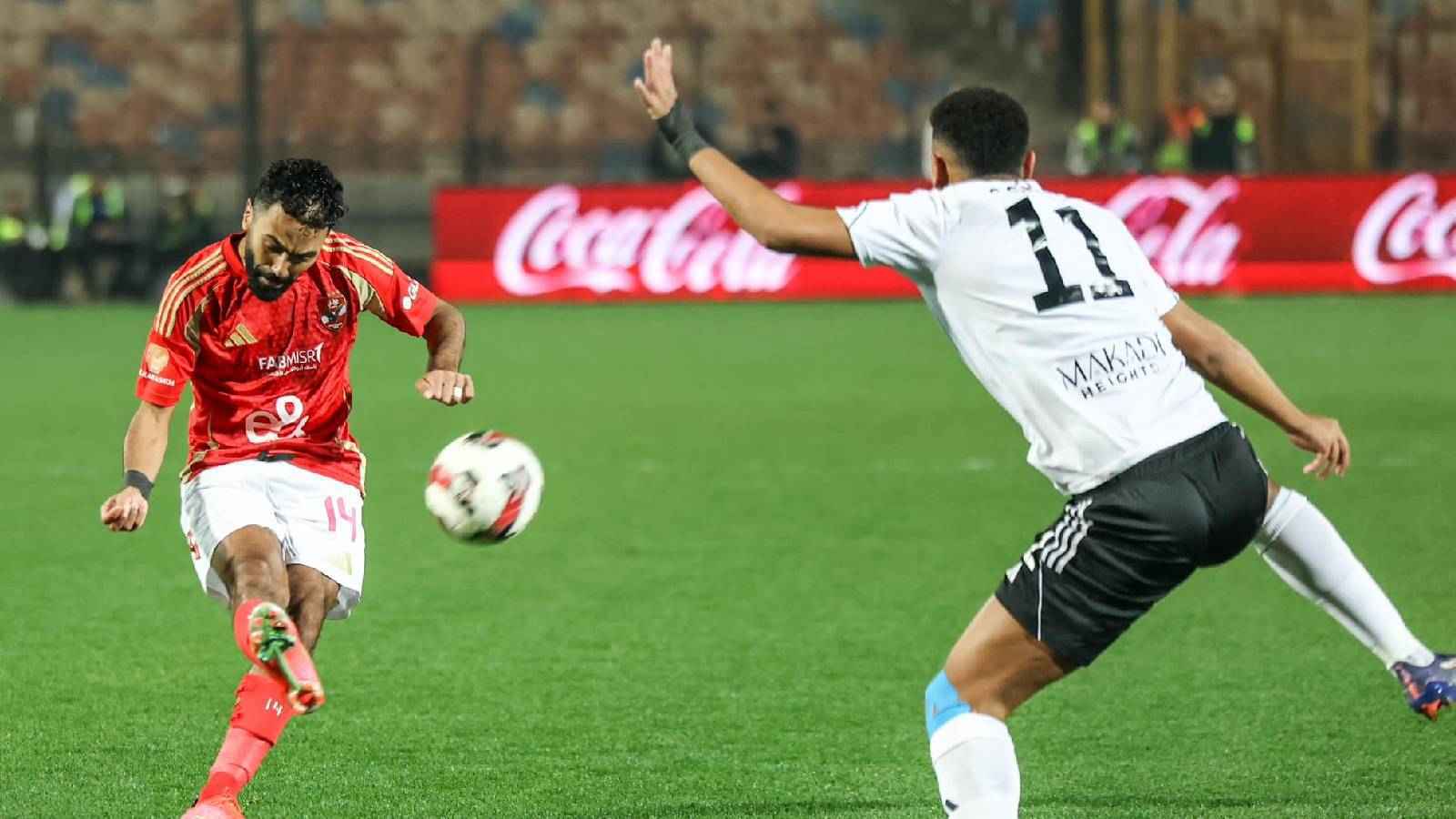 أول تعليق من حسين الشحات بعد مشادته مع ياسر إبراهيم (فيديو)