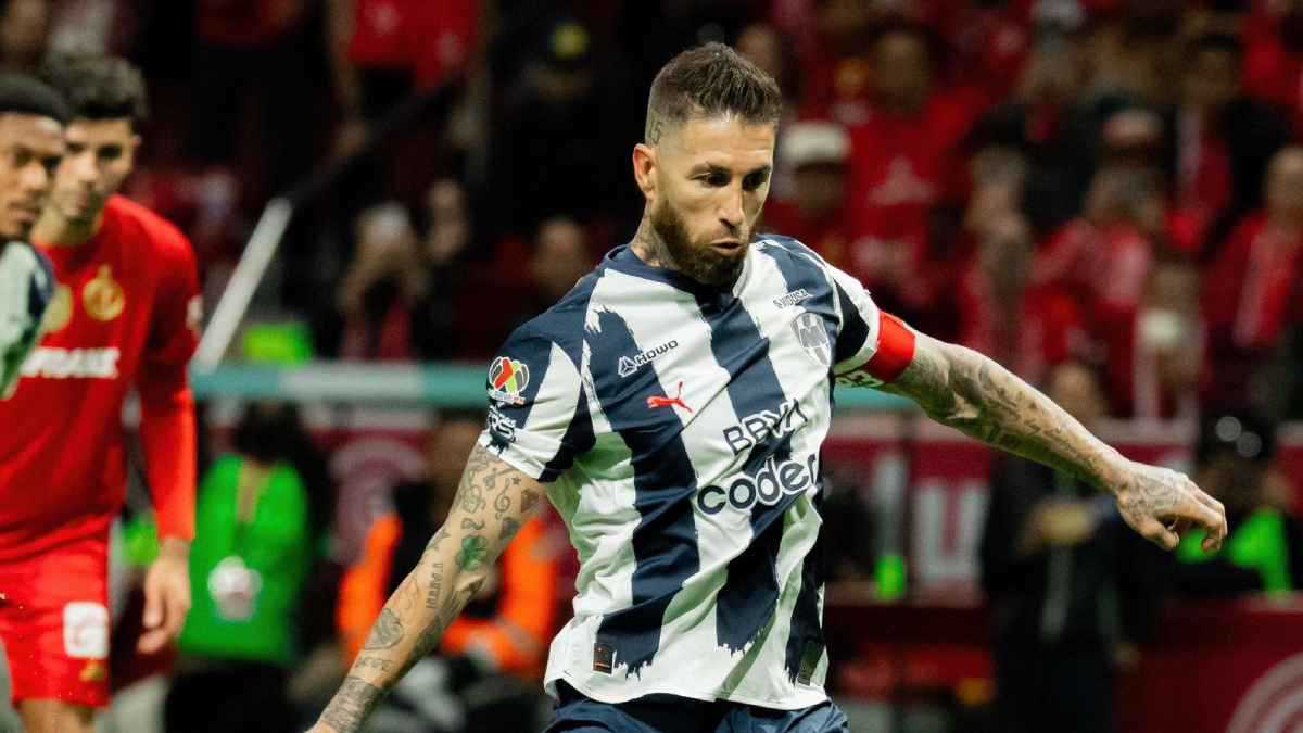 "لايك" يفجر جدلا.. هل ينضم سيرجيو راموس إلى النصر السعودي؟