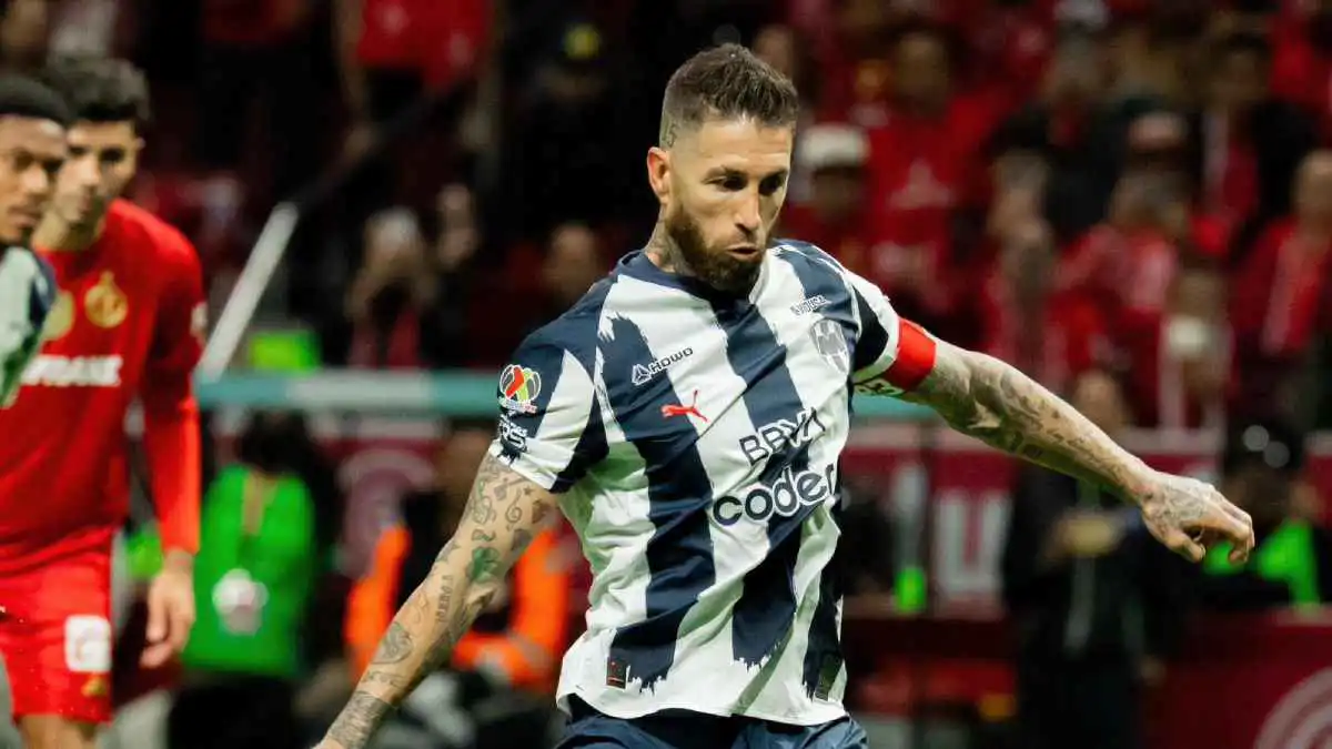 "لايك" يفجر جدلا.. هل ينضم سيرجيو راموس إلى النصر السعودي؟