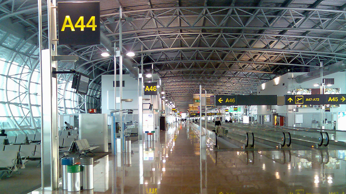 إضراب يهدد حركة الملاحة الجوية في بروكسل