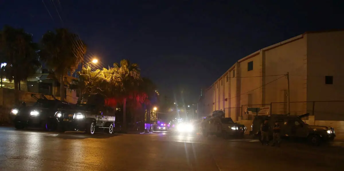 عودة طاقم السفارة الإسرائيلية بعمان بعد اتصال هاتفي بين العاهل الأردني ونتنياهو