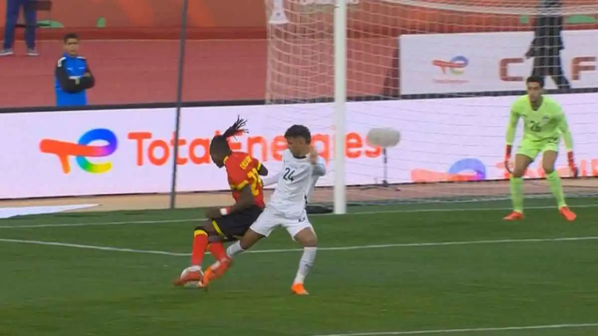 بعكس مستواه مع الزمالك.. ماذا قدم شيكو بانزا أمام منتخب مصر؟