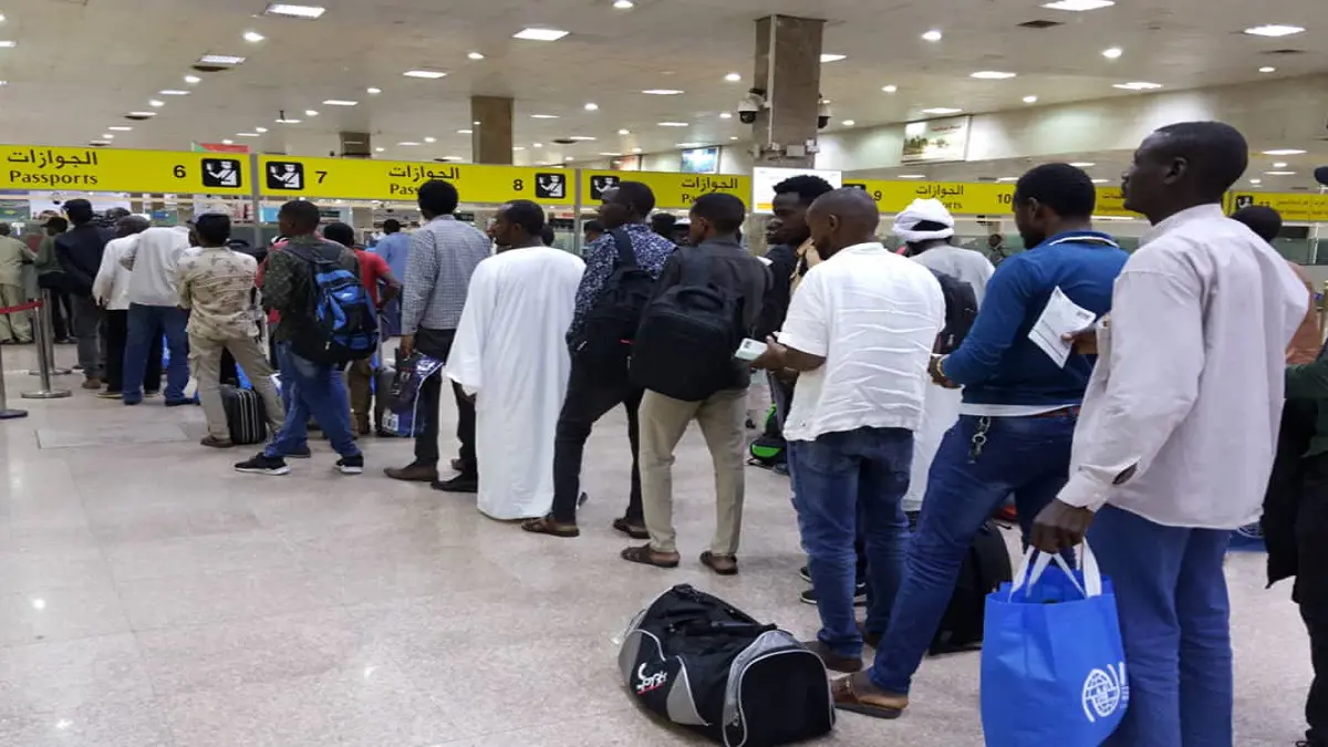 السودان..الاضطرابات السياسية والبطالة وانسداد الأفق تنعش "مواسم الهجرة إلى الشمال"