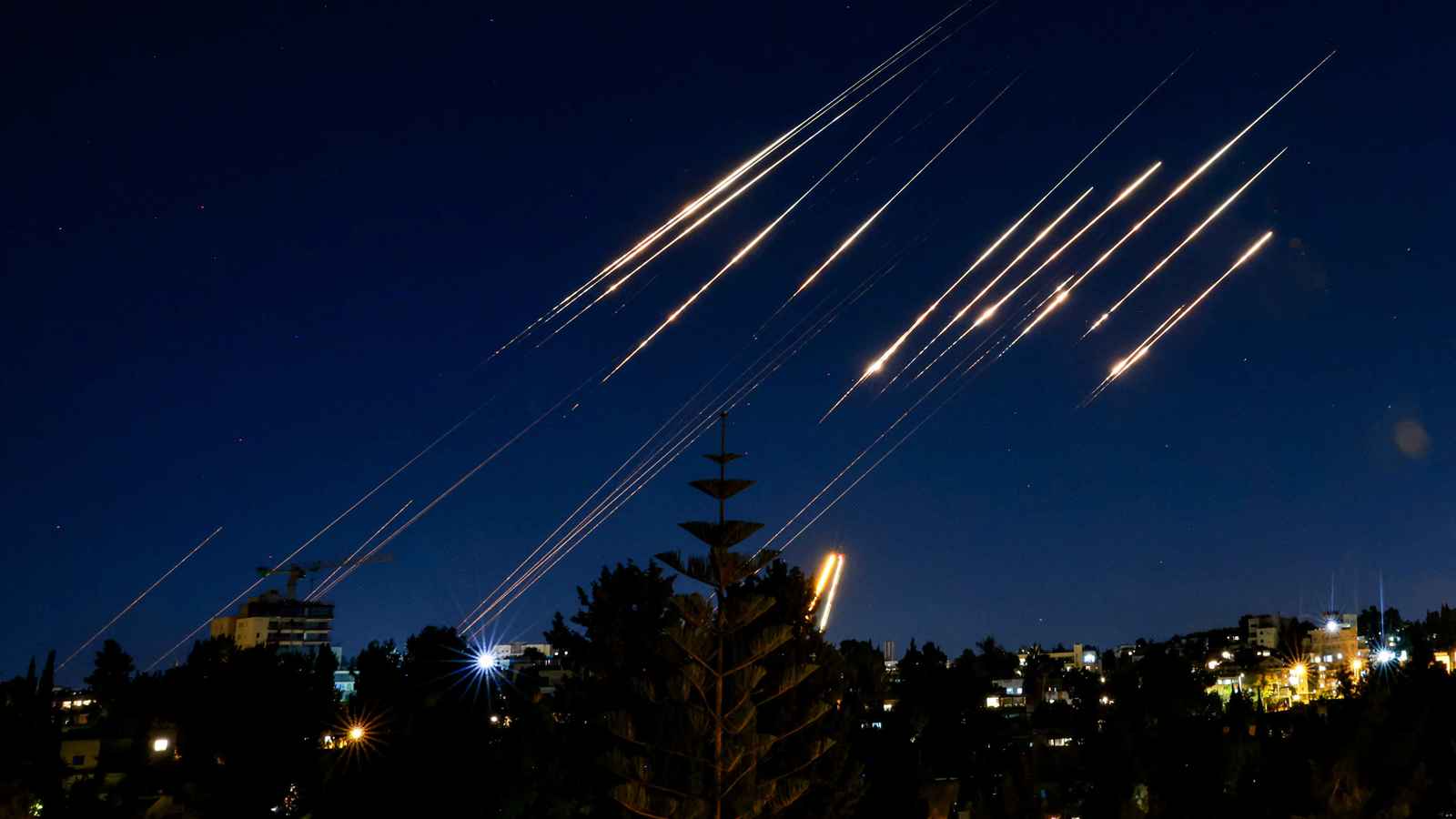 إيران تحذّر من أن إسرائيل ستصبح قريبا "غير صالحة للسكن"