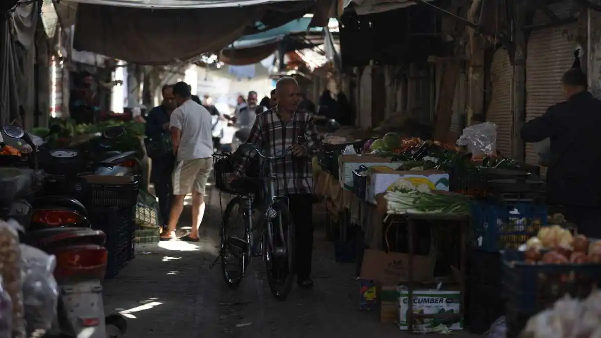 بين احترام الشهر ونصوص الدستور.. اعتقالات المفطرين تشعل الجدل في العراق