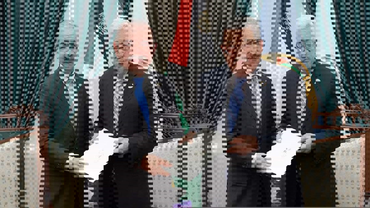 عباس يكلف محمد أشتية بتشكيل الحكومة الفلسطينية الجديدة‎