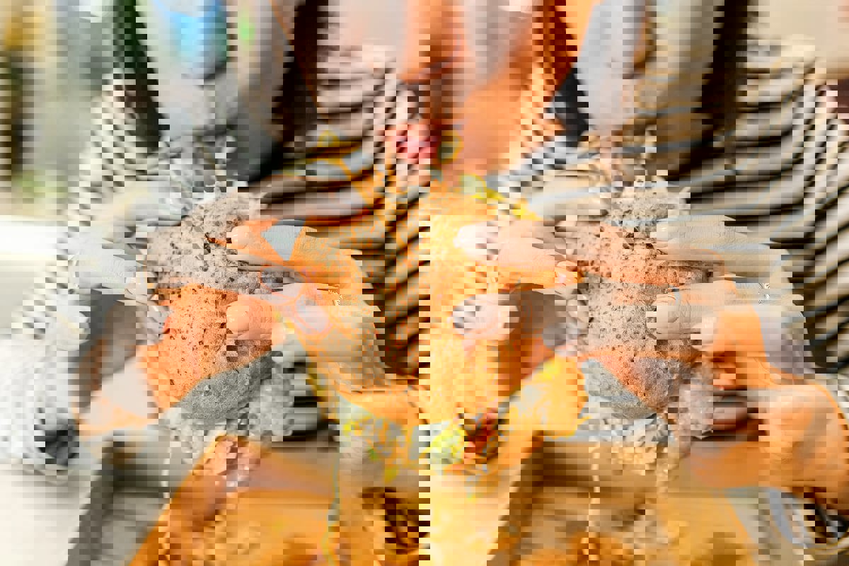 هذا ما يحدث لجسمك عندما تأكل بسرعة