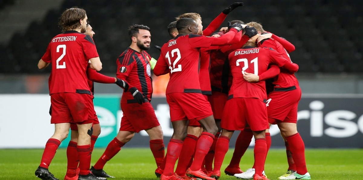 4 لاعبين عرب يقودون فريق أوسترسوند السويدي أمام آرسنال