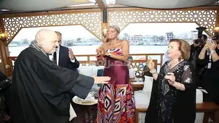 الفنان خالد الصاوي يرتدي الملابس "الصعيدية"