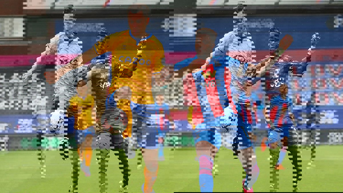 إيفرتون يقتنص فوزًا ثمينًا من كريستال بالاس في الدوري الإنجليزي
