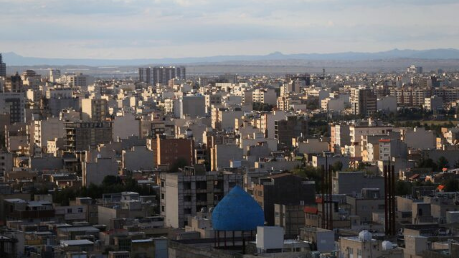 "مهمة إلهية".. ممثل خامنئي يطالب أهالي قم بالاستعداد لقتال إسرائيل