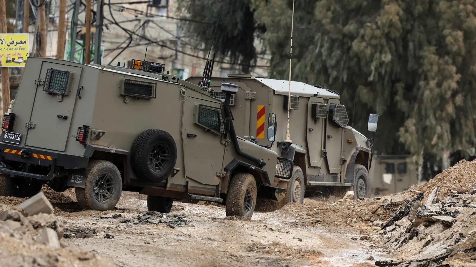 لليوم الثالث.. الجيش الإسرائيلي يدفع بتعزيزات ضخمة إلى جنين (فيديو)