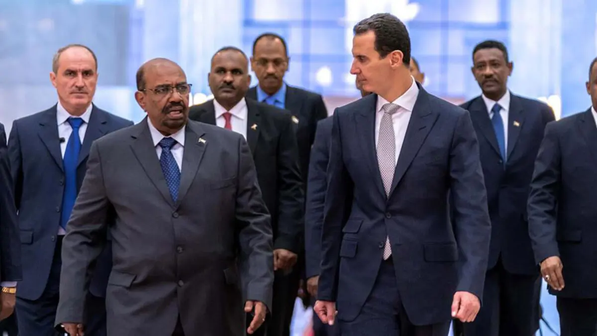 الرئيس السوداني عمر البشير أول زعيم عربي يزور دمشق منذ بدء الأزمة السورية (فيديو)