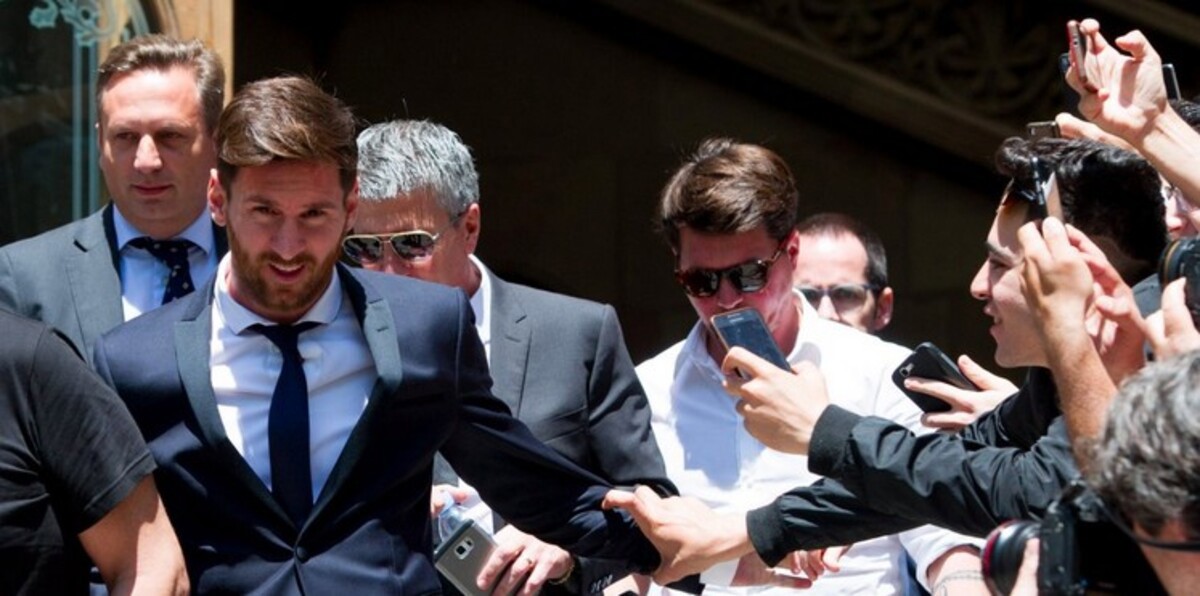 نظرة قريبة للغاية على حياة ميسي الخاصة