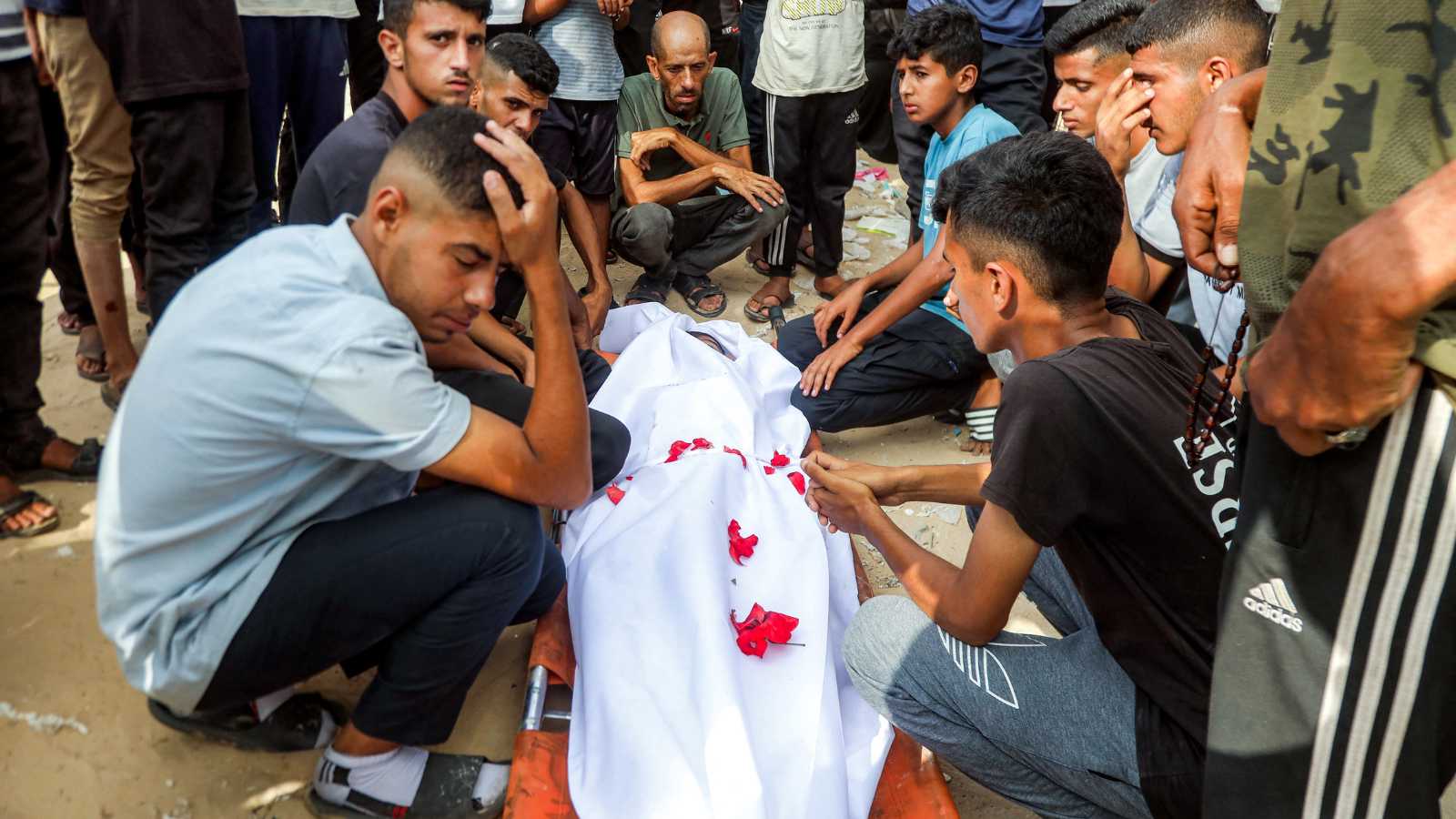 غزة.. طالبي المساعدات في مرمى النيران الإسرائيلية مجددا