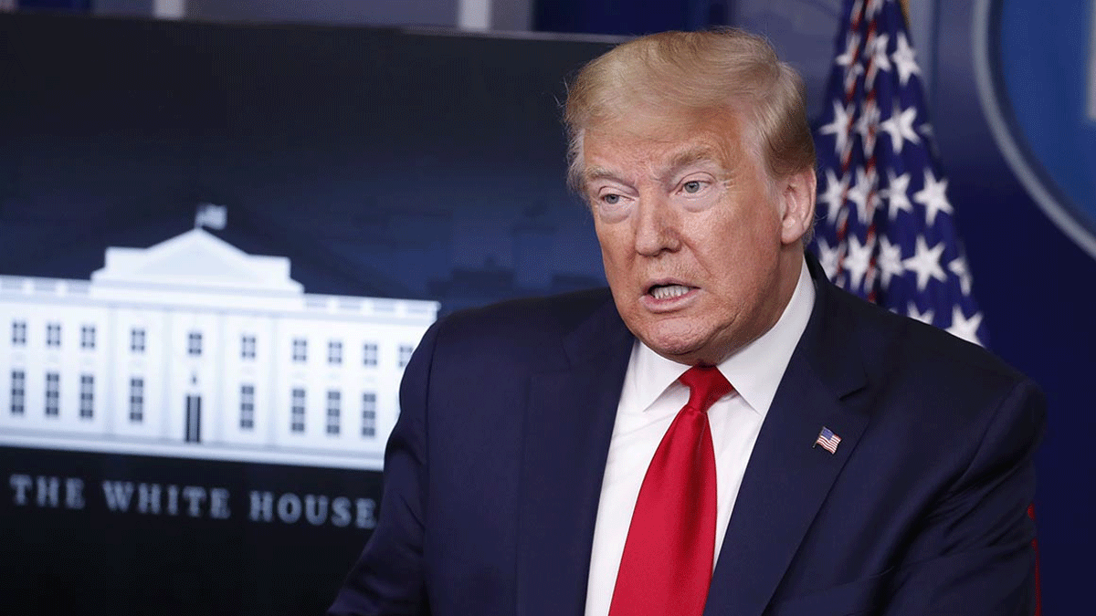 ترامب يتهم مسؤولا في حركة "حياة السود مهمة" بالدعوة إلى التمرد‎