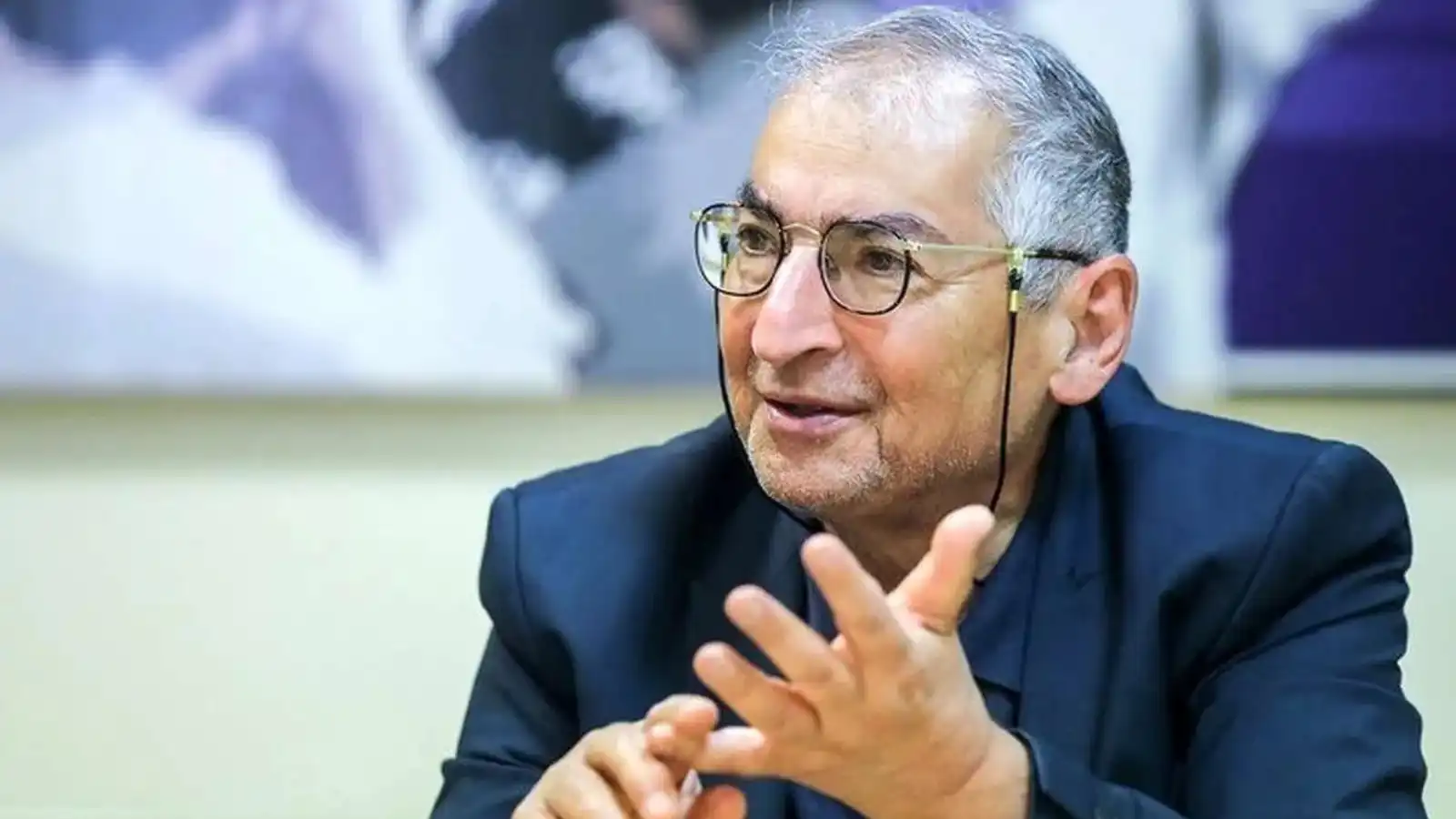 لتجنب الحرب.. إصلاحي بارز يتوقع استسلام إيران سراً أمام ترامب