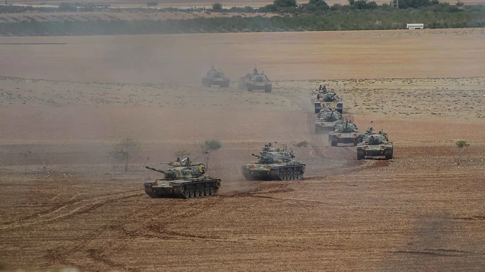 استنفار وتحشيد عسكري.. كوباني في قلب العاصفة