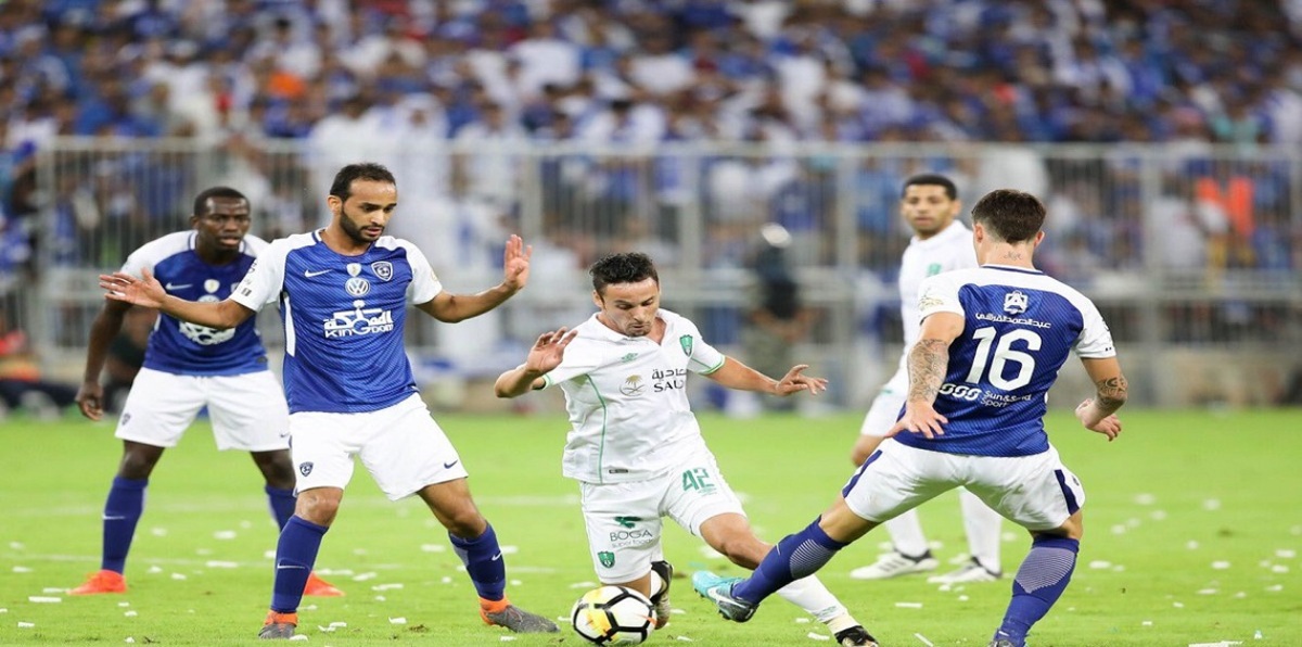 مباراة الهلال والفتح.. لمن الغلبة منذ بداية عهد الاحتراف؟