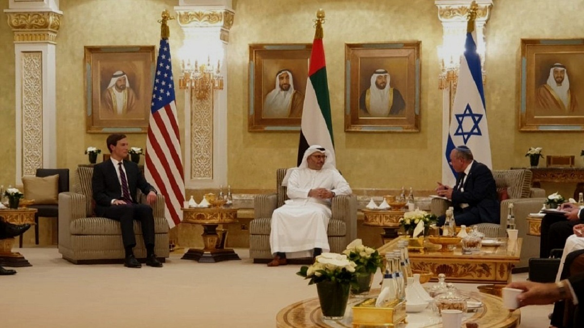 مسؤول إسرائيلي يشيد بقرار الإمارات إلغاء "قانون المقاطعة"