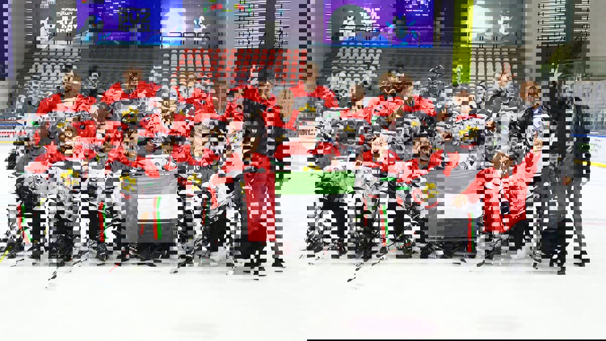 المنتخب الإماراتي يتوج بطلا لكأس العالم لهوكي الجليد "المستوى الثاني B" (فيديو)