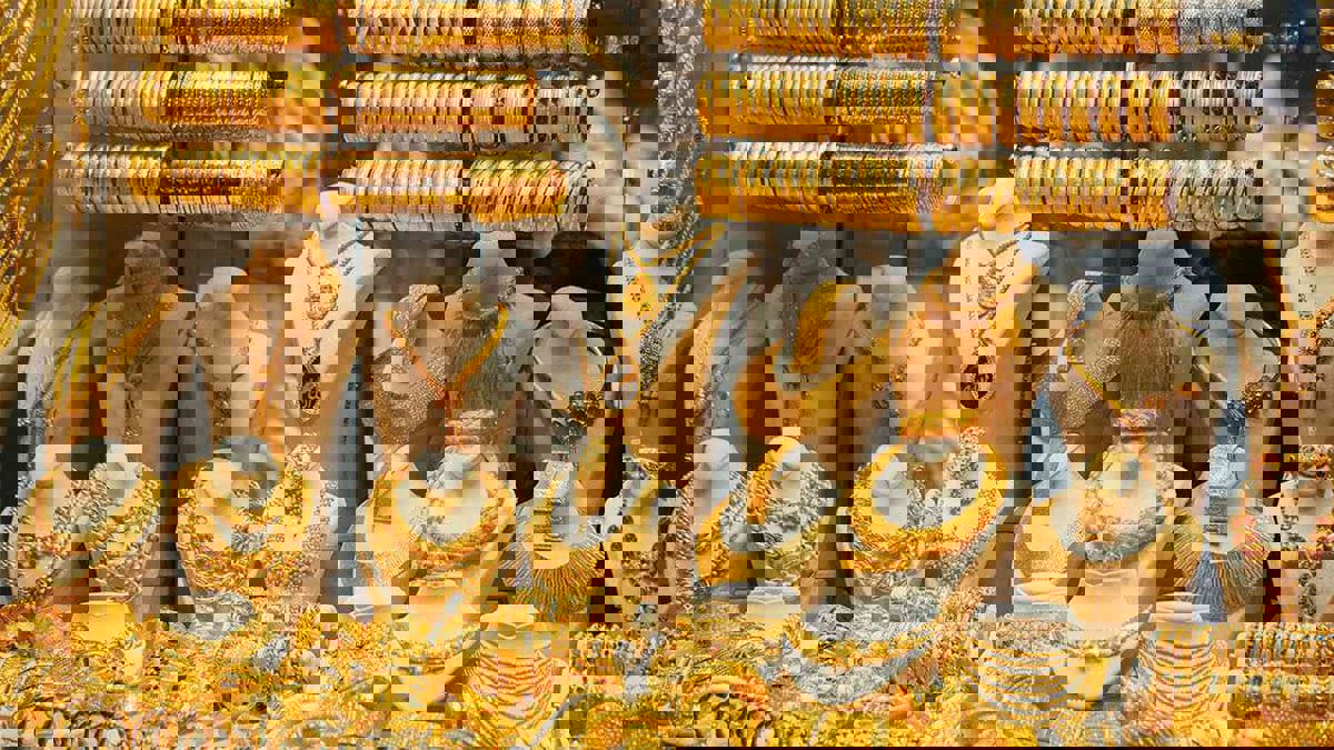 الذهب يتراجع مع صعود الدولار لأعلى مستوى في 20 عاما‎‎