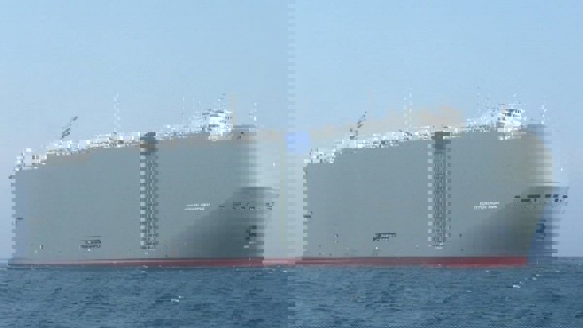 أنباء عن استهداف سفينة إسرائيلية بالقرب من ميناء الفجيرة الإماراتي