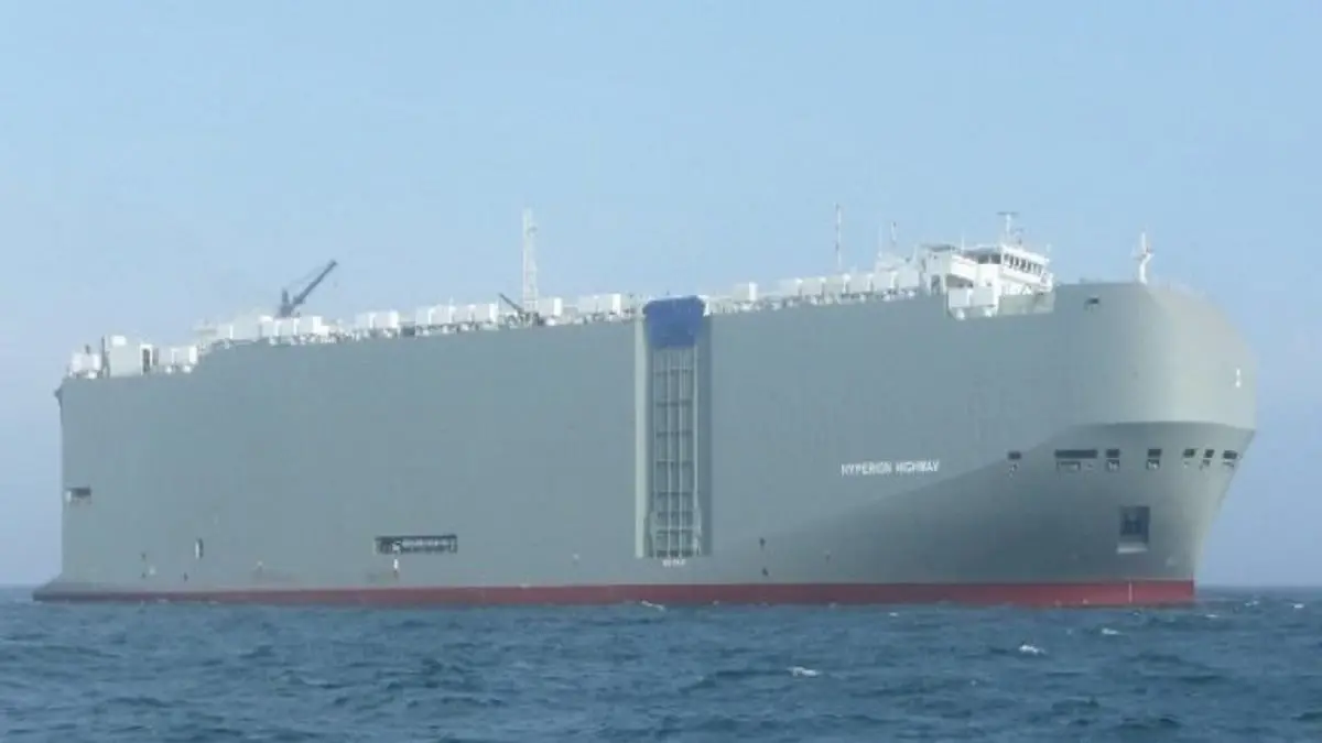 أنباء عن استهداف سفينة إسرائيلية بالقرب من ميناء الفجيرة الإماراتي