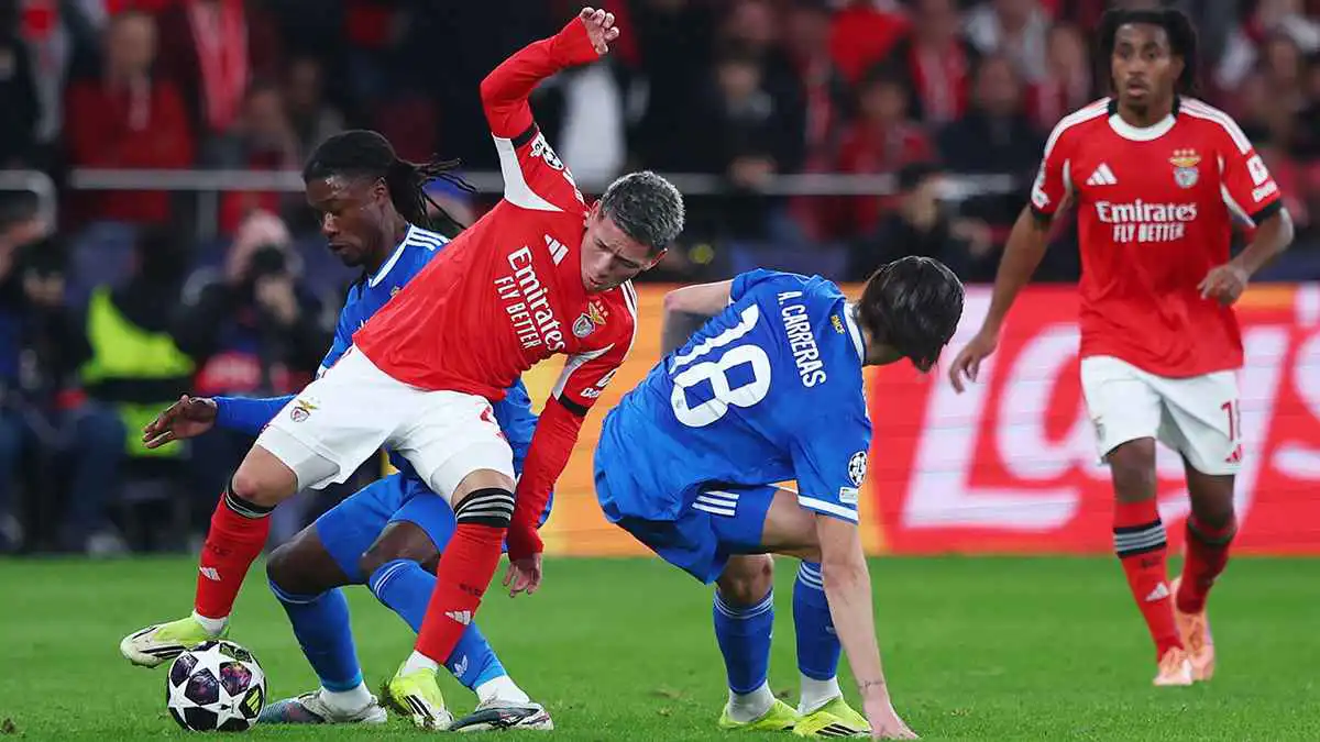 وصموه بالعنصرية.. رئيس بنفيكا يدافع عن بريستياني