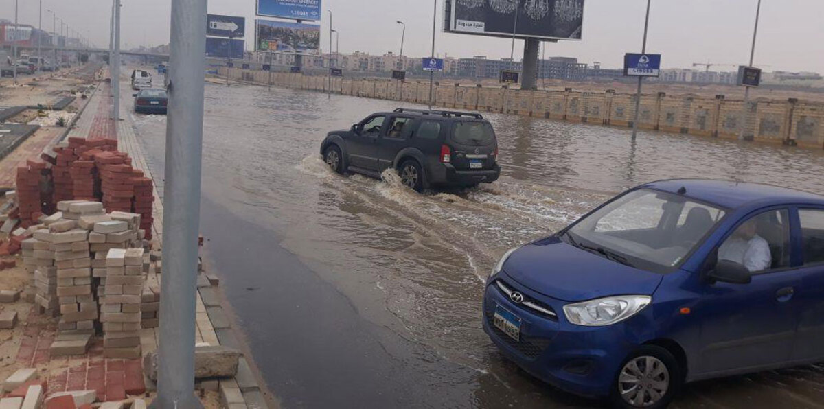 استدعاء 5 مسؤولين للتحقيق إثر أزمة سيول القاهرة