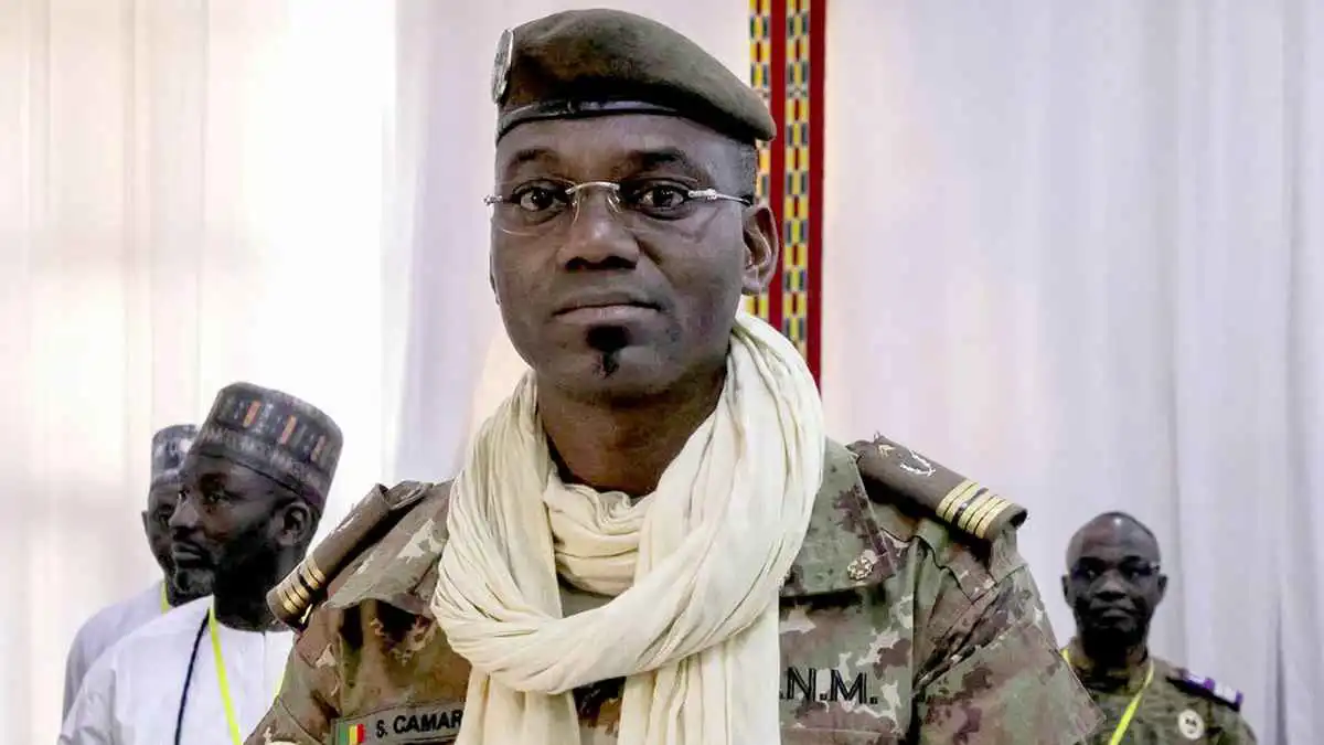 من هندسة الانقلابات إلى الاغتيال.. من هو وزير الدفاع المالي ساديو كامارا؟