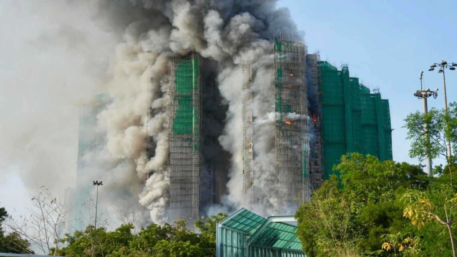 ارتفاع الحصيلة إلى 146 قتيلا.. البحث عن ضحايا حريق هونغ كونغ قد يستغرق أسابيع