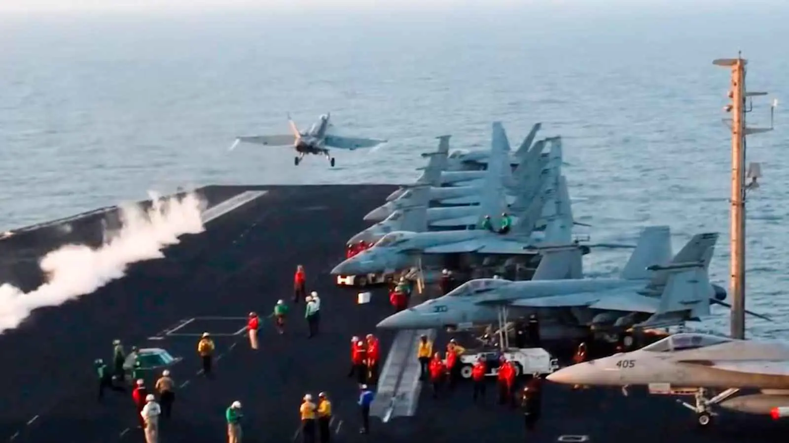 غارات أمريكية "عنيفة" على مواقع حوثية في صنعاء وعمران