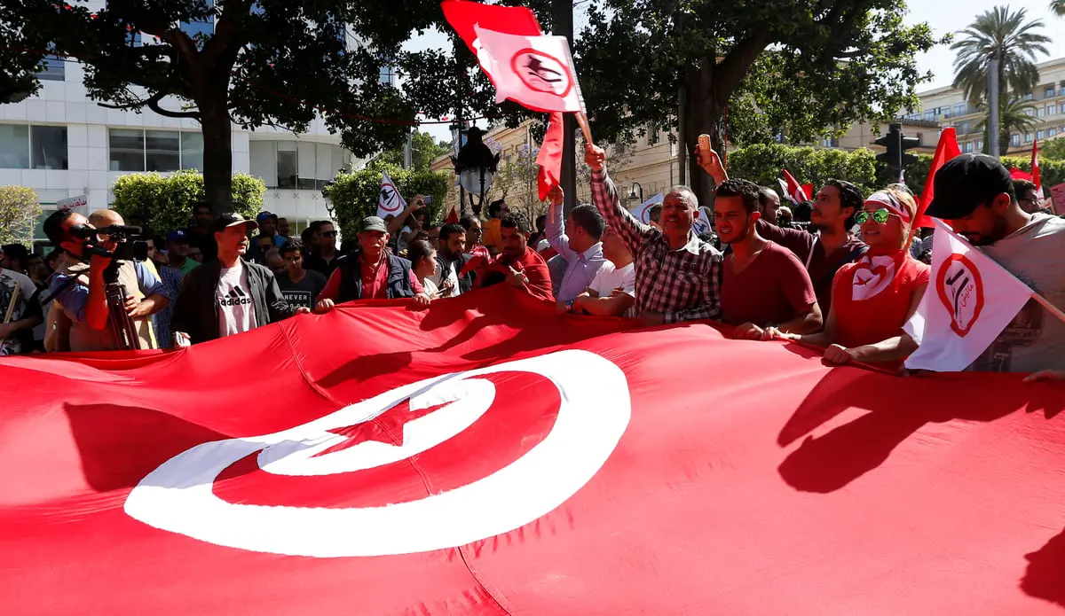 تونس.. محافظ تطاوين يعلن استقالته على خلفية احتجاجات شعبية