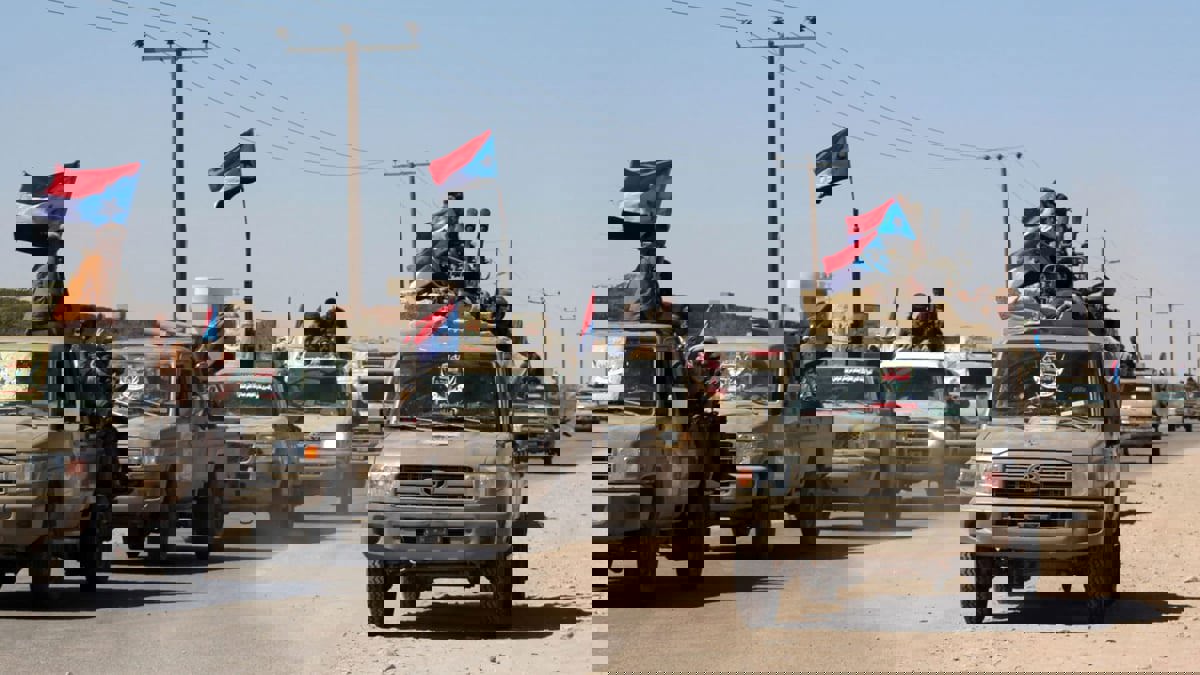 القوات الجنوبية تؤكد تحقيق 85% من أهداف عملية "سهام الشرق" في أبين