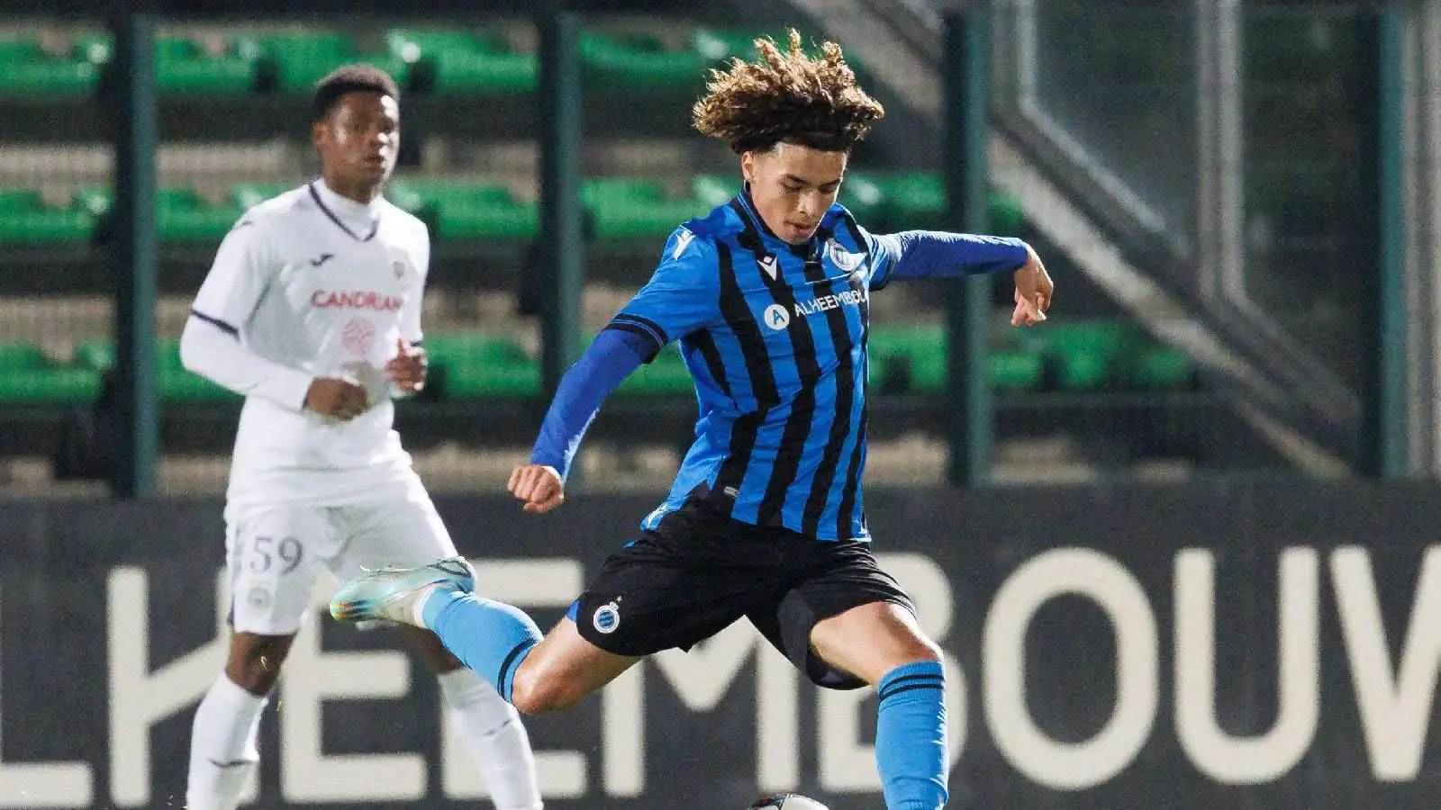 الهلال ينقض على موهبة مغربية رائعة