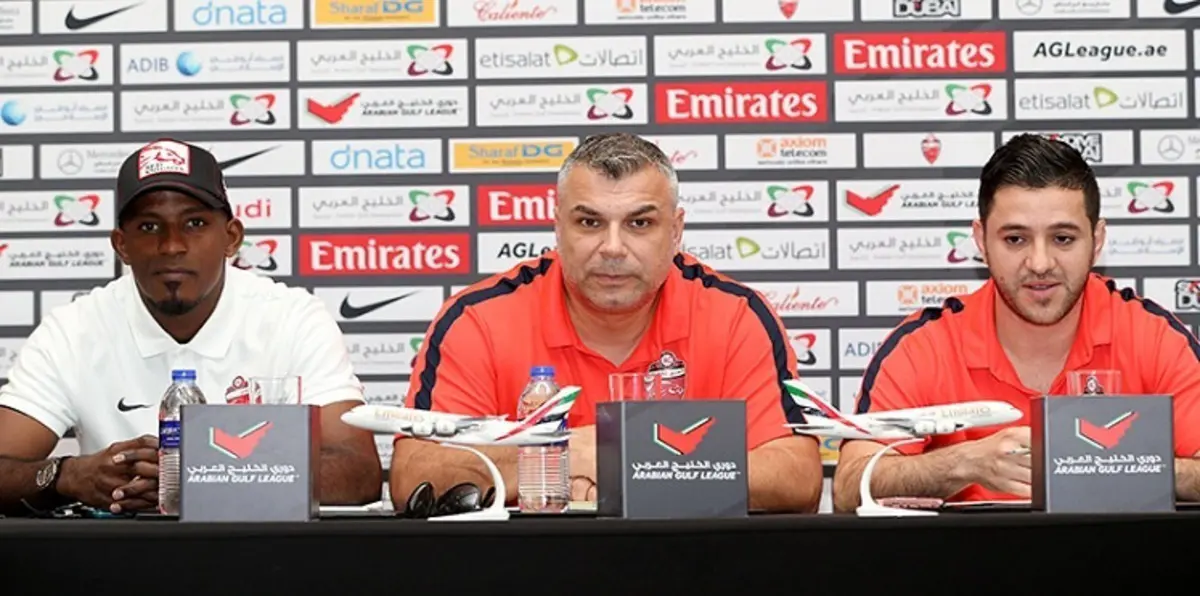 كوزمين مدرب الأهلي يطالب بالمساواة في أيام الراحة بين الفرق