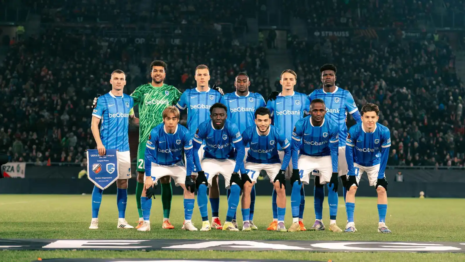 نجم الدوري الأوروبي.. المغربي زكرياء الواحدي يفجّر صراعا بين أندية إنجليزية