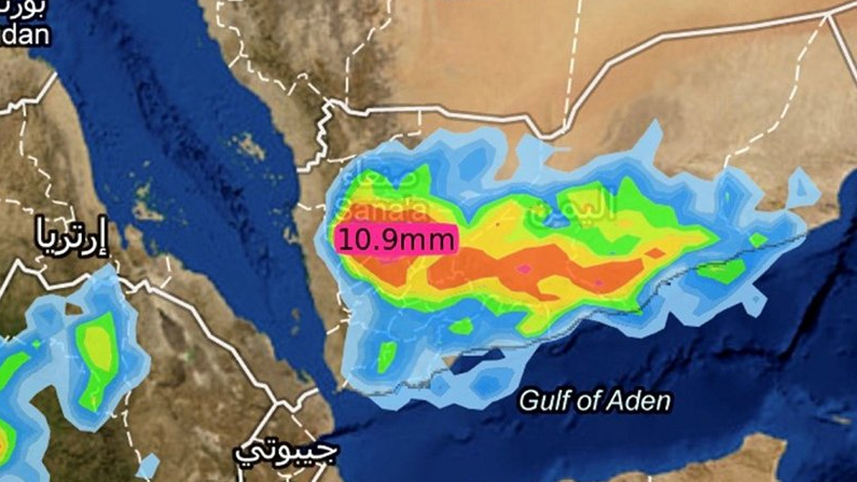 الحكومة اليمنية تستعد لمنخفض مداري مصحوب بكميات كبيرة من الأمطار