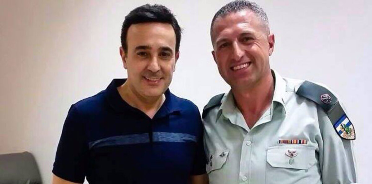 صابر الرباعي: صورتي مع الضابط الإسرائيلي ليست مفبركة