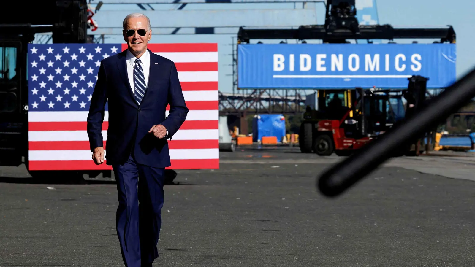 بايدن يدلي بصوته عبر التصويت المبكر الإثنين