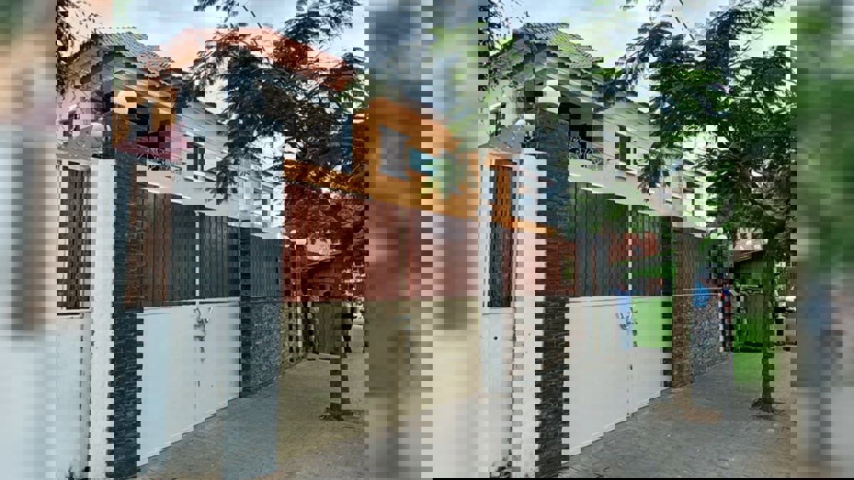 مالكة مبنى السفارة الموريتانية في أنغولا تغلقه لساعات بعد خلافات حول الإيجار